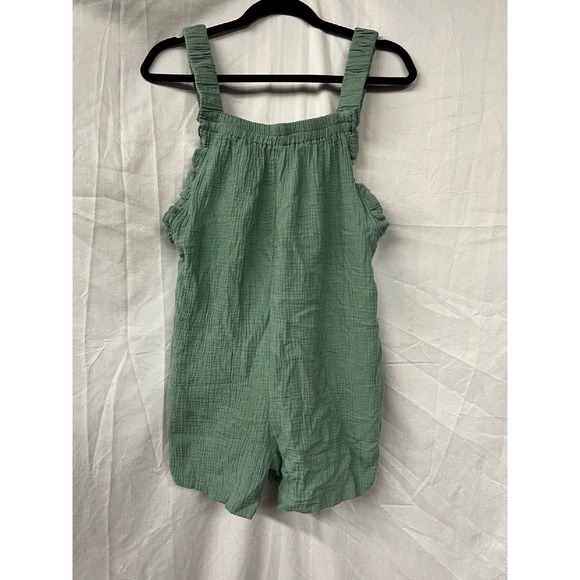 Green Romper Ruffle Trim Sleeveless Casual Summer Outfit Size woman's Large - Picture 1 of 5